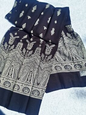 Vintage Evan Picone Scarf Paisley Winter Black White‎ -New-